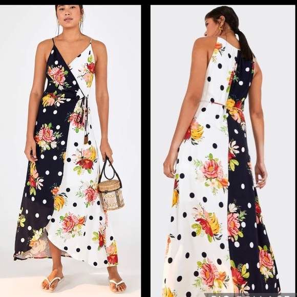 FARM Rio Dresses & Skirts - 🍃FARM Rio Mixed Nanaju Wrap Dress